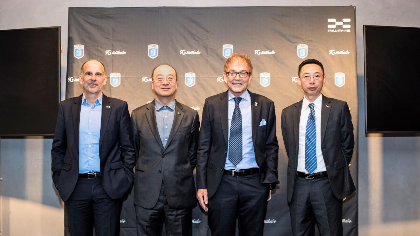 C:\Users\Jyoka\Desktop\新建文件夹\爱驰汽车全球化高管阵容.jpg爱驰汽车全球化高管阵容