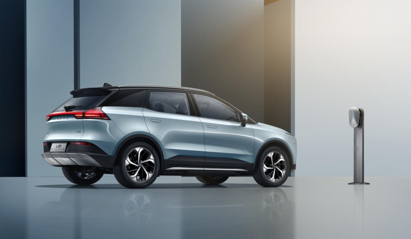  72度电续航563km！爱驰U5 超长续航PURE智净版上榜工信部342批公告