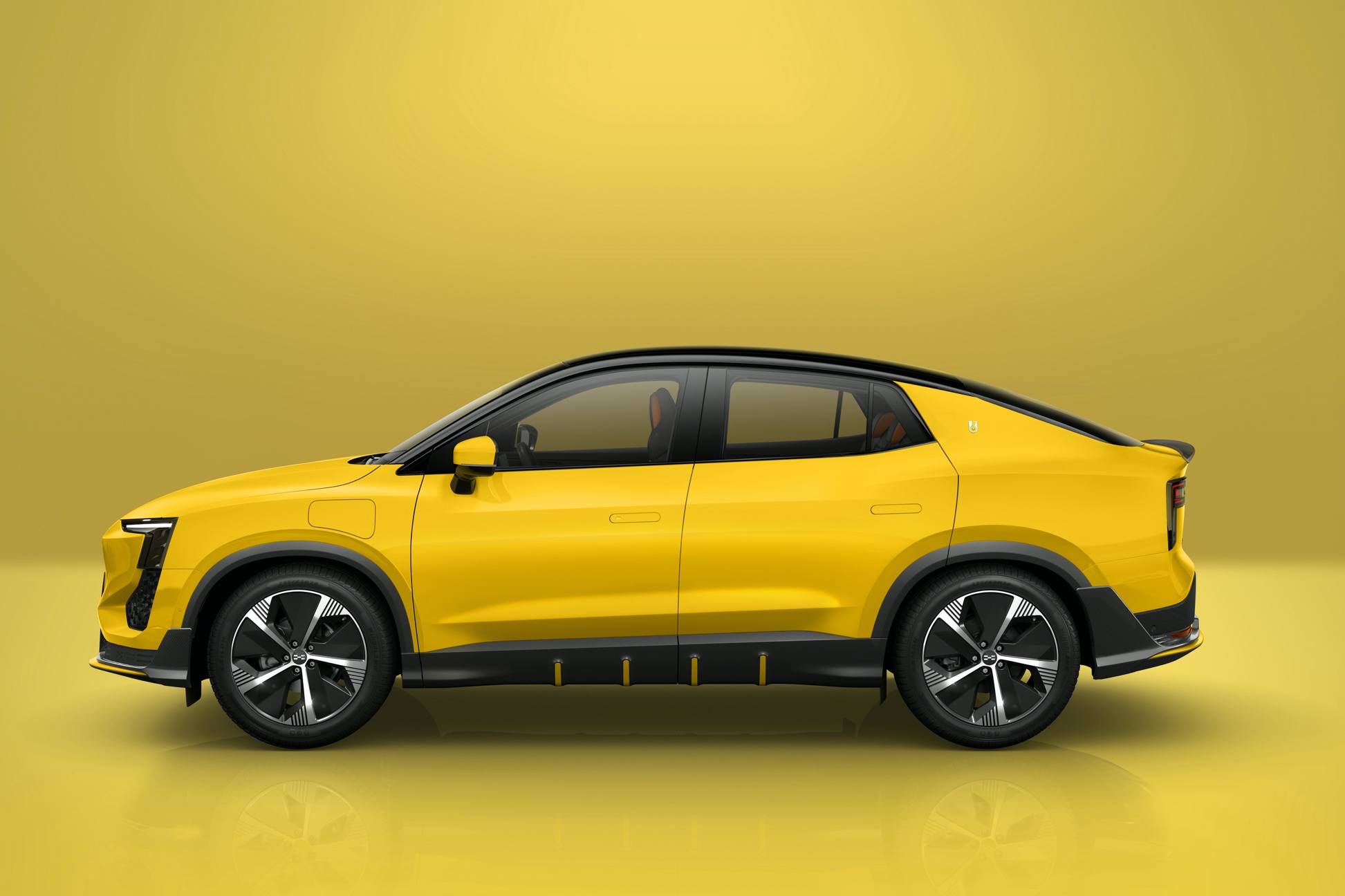 为“心年轻”用户打造的“智能大玩具”，爱驰U6量产状态官图亮相