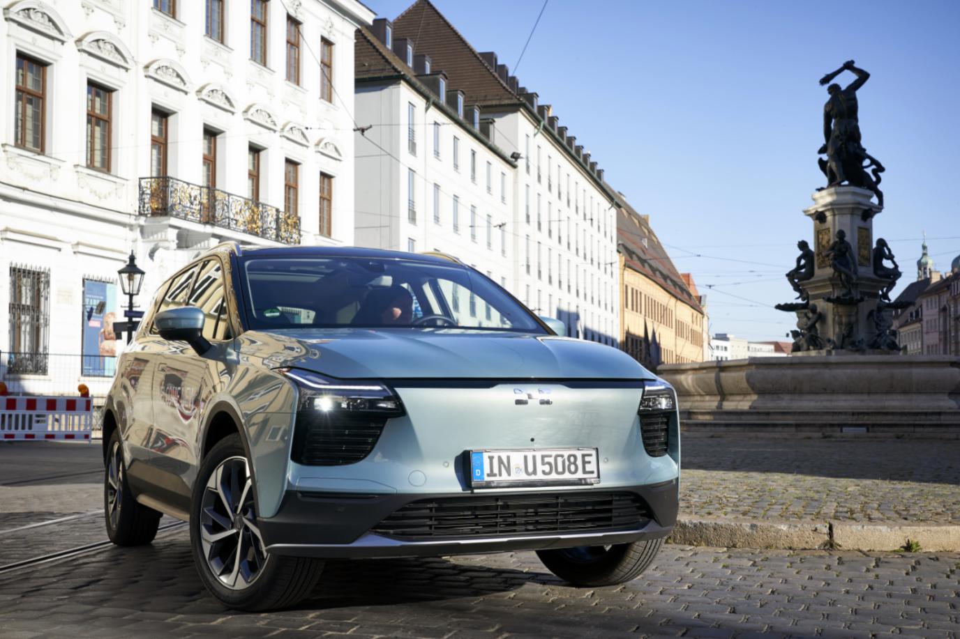  72度电续航563km！爱驰U5 超长续航PURE智净版上榜工信部342批公告