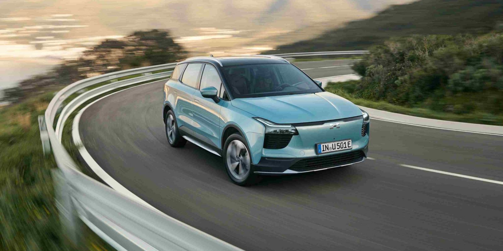 AIC20046_sx003_ext_comp_v007_vb_lr