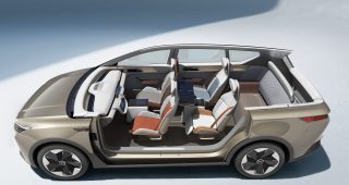 Media-U7-内饰-cam_011_