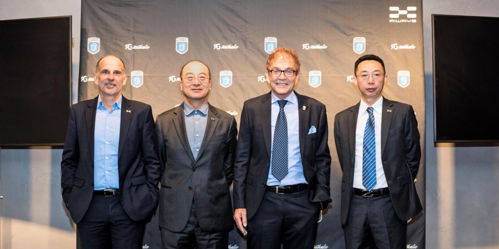 C:\Users\Jyoka\Desktop\新建文件夹\爱驰汽车全球化高管阵容.jpg爱驰汽车全球化高管阵容